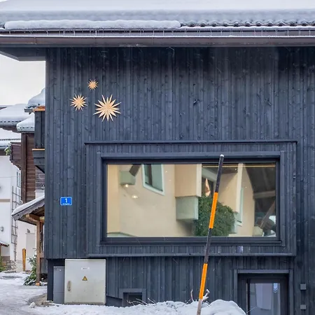 Modern In The Heart Of Vakantiehuis *