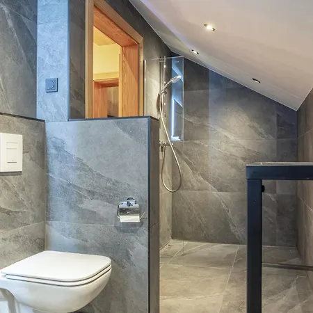 Modern In The Heart Of Ferienhaus