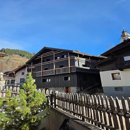 Modern In The Heart Of Ferienhaus