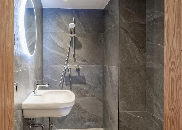 Vakantiehuis Modern In The Heart Of *